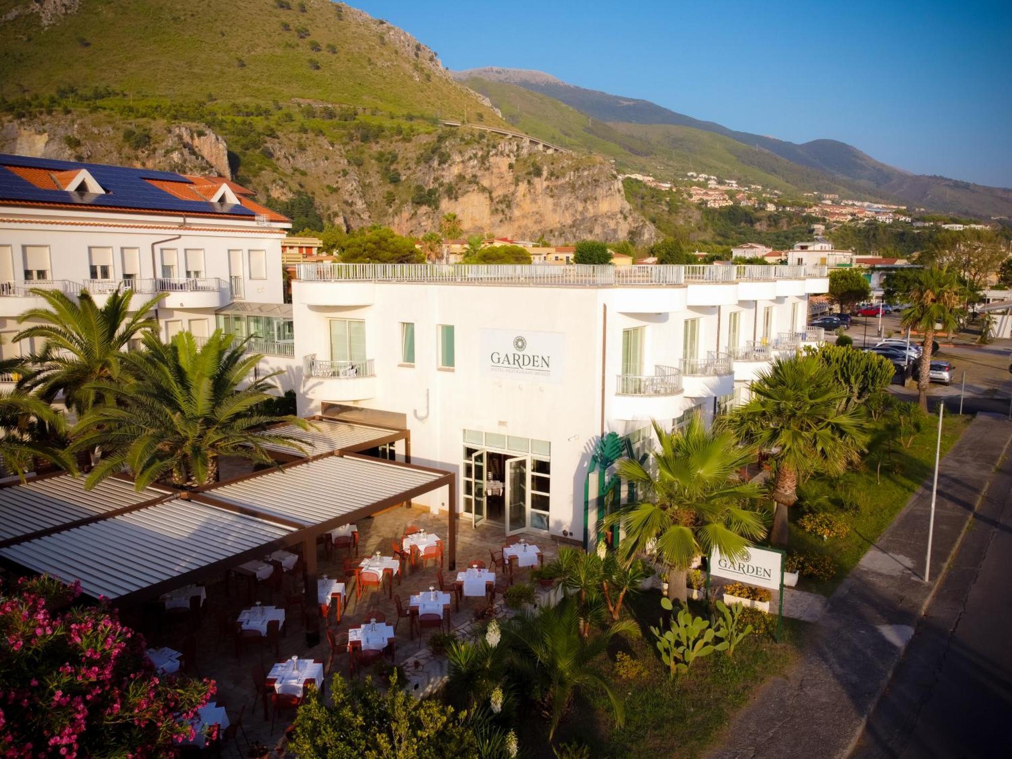 Hotel Garden Praia a Mare Exterior photo